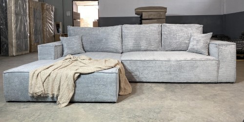 narożnik novu4 XL podczas produkcji – rzeczywisty wygląd mebla