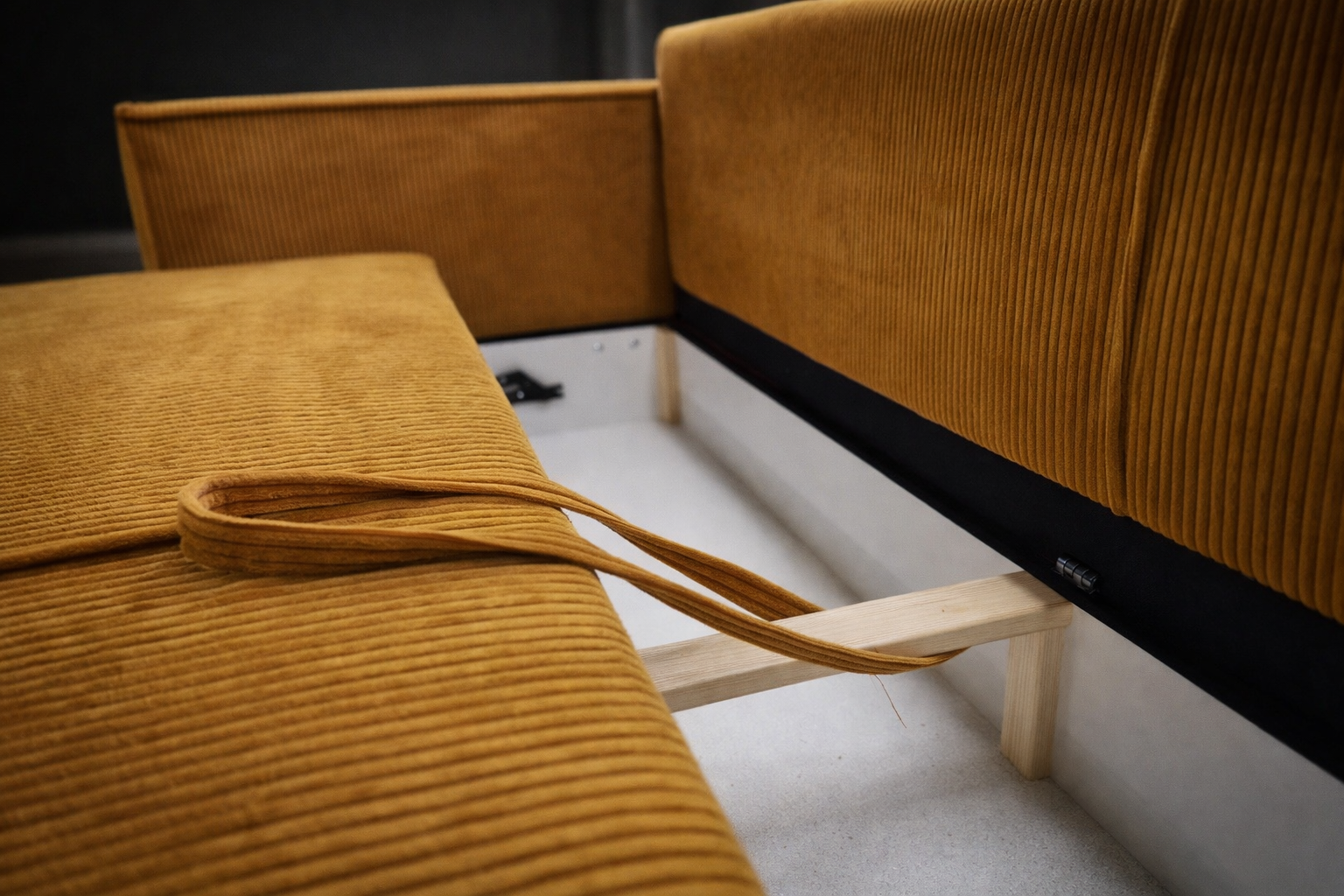 Kanapa NOVU10 pojemnik na pościel